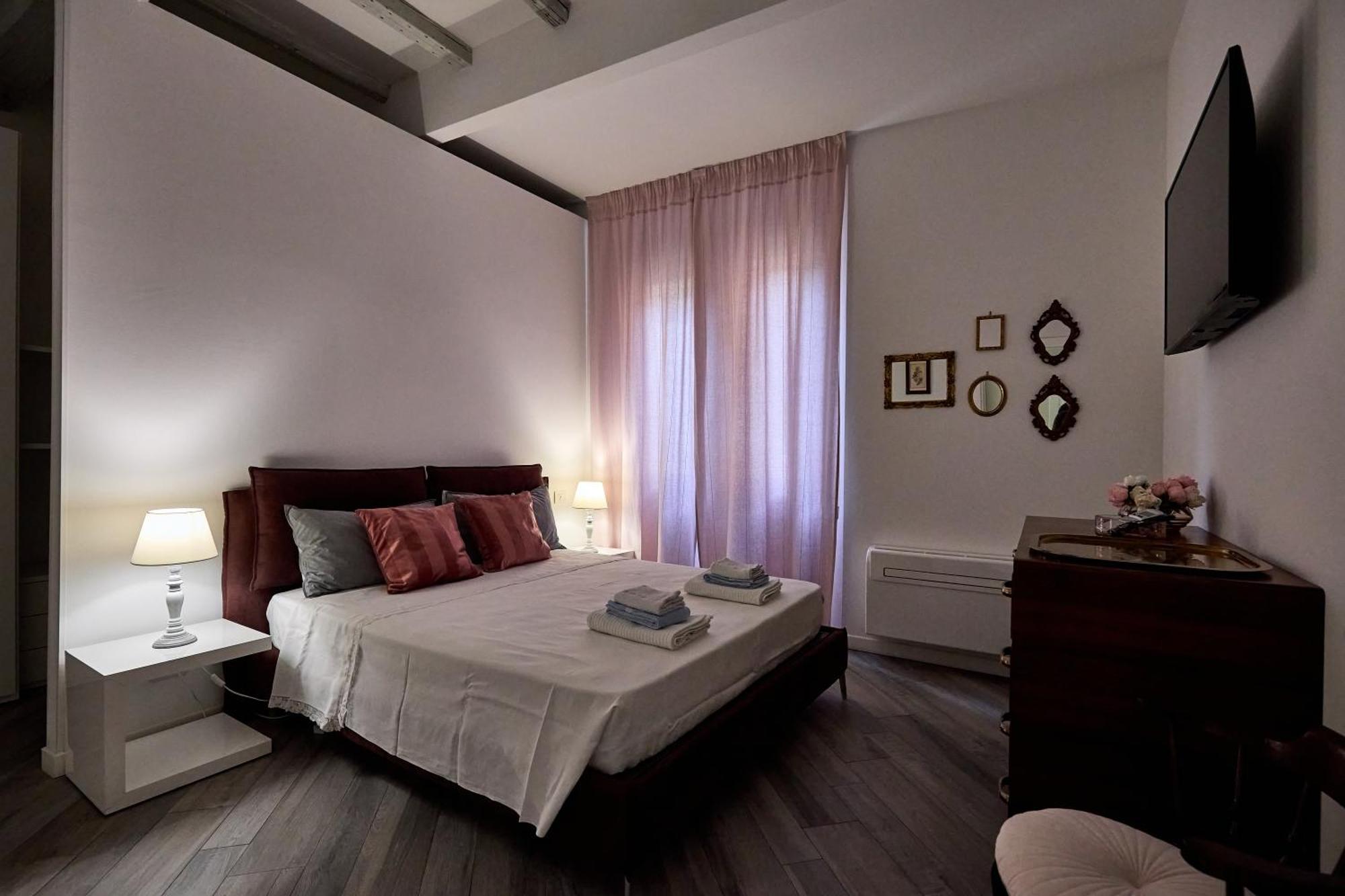 La Torre Lunga -Smart Working- 150 M Dalle-From Due Torri-Two Towers Bologna Ngoại thất bức ảnh
